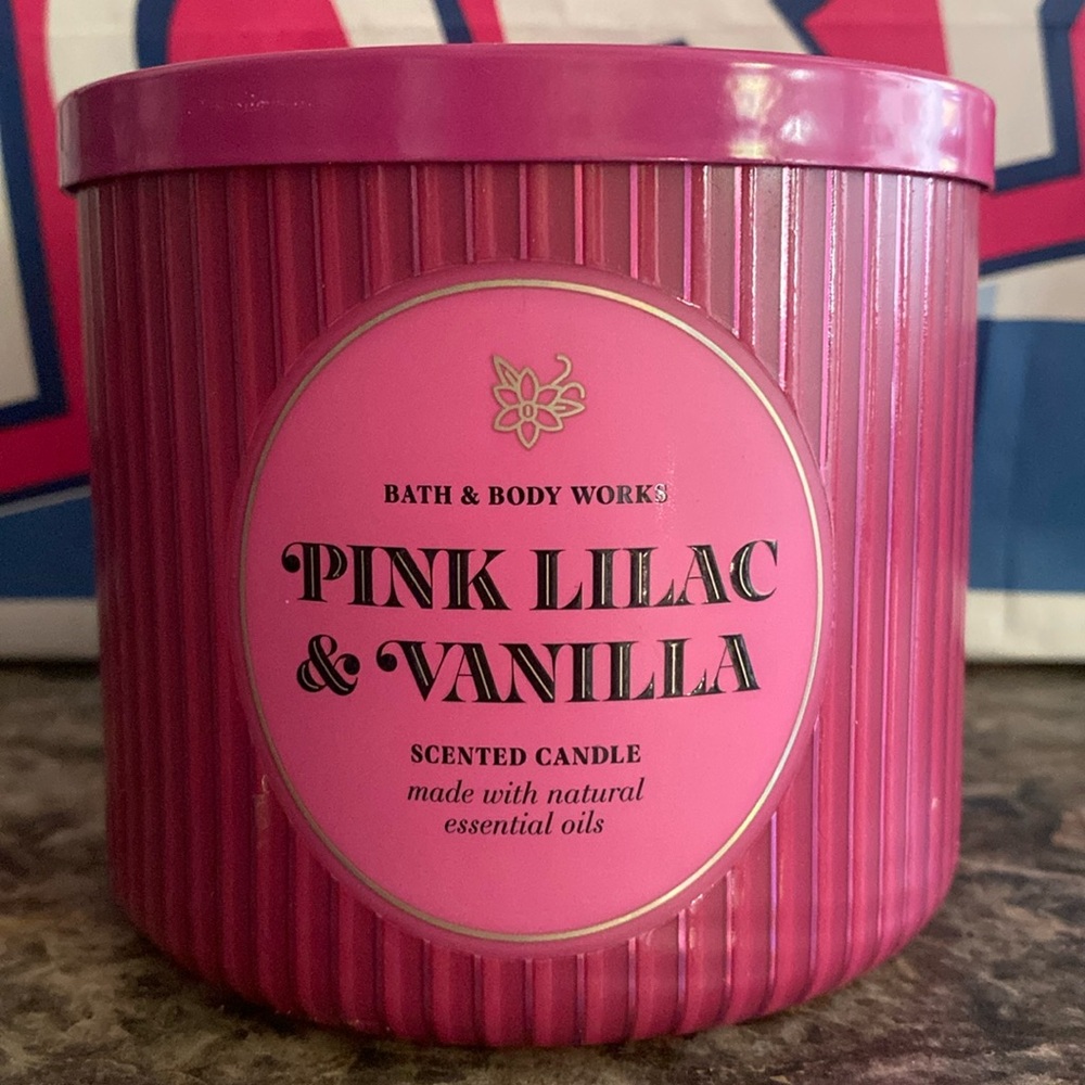Bath & body Works Pink Lilac & Vanilla 3- wick candles